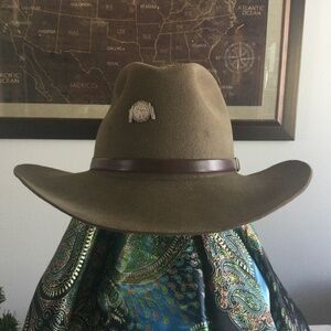 American West Beaver brand  6 7/8  pony express cowboy hat.